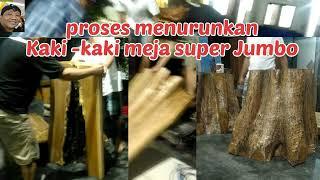 Proses menurunkan kaki2 meja super Jumbo@Damar Dono channel