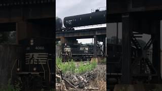 Train passes over train in Kenova, West Virginia!