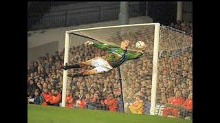 PETER SCHMEICHEL - BEST SAVES!