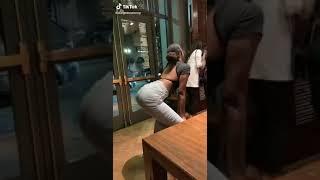 Boyfriend Catches Girlfriend Twerking At Salt Baes Restaurant ( Nusr-Et 