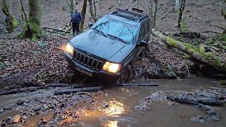 Jeep WJ 2.7 CRD, XJ 2.5 TD & Mitsubishi Pajero 3.2 - Off Road - Water Crossings, Rocks, Mud