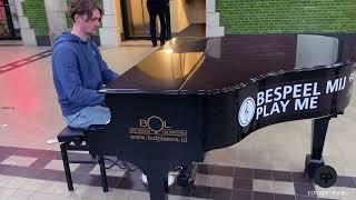 Notre Envol on a Public Piano at Maastricht Central Station - Raphaël Novarina