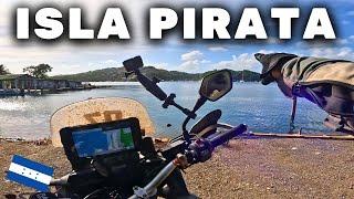 Quedo IMPACTADO con ISLA PIRATA en HONDURAS  / Cap 131 / TRIPLTEK / USHUAIA a ALASKA en MOTO