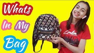 Whats in my bag ️ / Ayesha hassan mughal