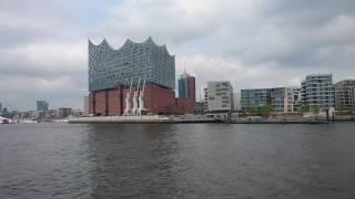 Hamburg Hafenfähre 72 St.Pauli Landungsbrücken - Elbphilharmonie