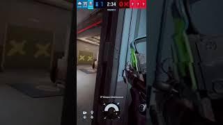 A lil' clip i hit on the roller #rainbow6 #rainbowsixsiege #r6