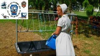 Amish girls speaking Pennsylvania Dutch