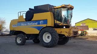 11. 2011 NH CSX 7050 combine Harvester - Auction 40618