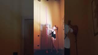 Pole dance love statico