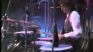 REM live on The Tube 18 Nov 1983