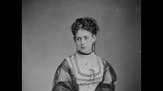 Photos of Victorian Women by Mathew Brady From The 1860's