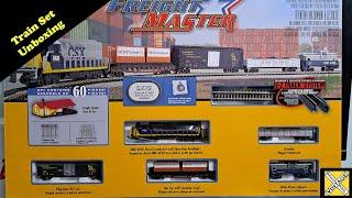 Bachmann CSX Freight Master N Scale Train Set Unboxing