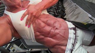 FBB Nancy Jones flexing shredded abs