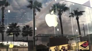 Apple Store @ the Highland Village in Houston, Tx  7