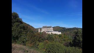 Eine neue Route durch die Eifel nach Vianden, Luxembourg .