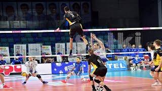 Incredible Vertical Jump | Taylor Sander | Spike 360 cm