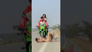 Bhai Ho To Aisa 🫂️ || Sumon Stunts #shorts #ktm #zx10r #youtubeshorts