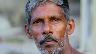 WASH • an Oxlaey SNAP from INDIA • A laundryman at dhobi khana வண்ணாந்துறை