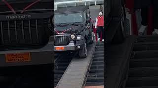 Mahindra showroom thar entry#shorts #trending #new #4x4 #mahindrathar #showroom #thar