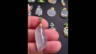 琳琅滿目的翡翠玉飾，看着很是心動哦。今晚八點一起來姐夫家檢大漏吧~#翡翠 #玉飾 #珠寶首飾 #掛件 #吊墜 #shorts