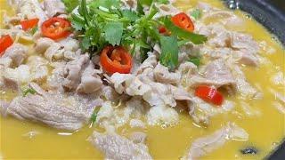 The chef teaches you how to make sour soup lamb at home, with detailed steps, fresh and tender, n