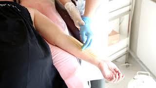 Demonstration of Sugaring Pandhy's manual technique