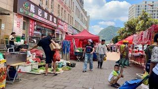 避暑勝地六盤水，玉米幾毛錢一根，街道上到處都是外地遊客