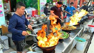 Master Chef's Incredible Wok Skills Vietnamese Street Food at Its BEST !