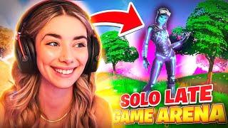 Gamer Girl DOMINATES Solo Late Game Arena!