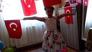 Berrak neva Şentürk 23nisan Atatürk ölmedi