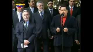 Ministro Antonio Patriota e Presidente Hugo Chávez, da Venezuela, discursam em Caracas