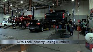 Auto technician workforce losing employees faster than hiring new ones