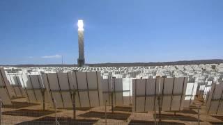 50,600 Mirrors focus light on 250m Thermo Solar Tower - Negev Israel