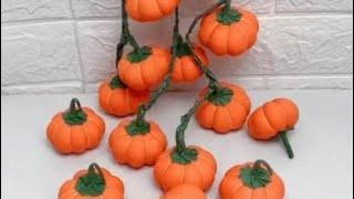 Small Pumpkins  made by balloons  - Halloween Crafts