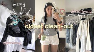 SUMMER CLOSET CLEANOUT | decluttering & organizing my entire closet (showing you all my clothes) 