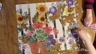 1000 PC PUZZLE HALLMARK FENCE AND FLOWERS