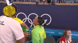 É OUROOOOOO !!! Rebeca Andrade consegue a primeira medalha de Ouro na Ginástica feminina do Brasil