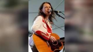 Gillian Welch April 14th Part 1 (live) from Shepherd's Bush 2004