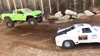 RC Trophy Trucks (Axial Yeti Score)