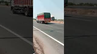 Ashok Leyland Mandi truck 6 Tyre Truck || Nasik se kela bhar Ke Jaipur Mandi Mein jata hua #short