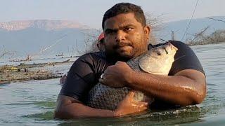 Unbelievable fishing in River|7.285 Kg Very Big Size Rohu Fish Catching by Professional Fisherman