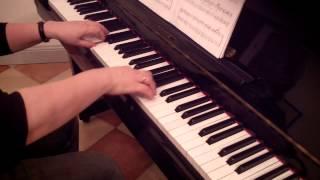 Amazingly Easy Minuet played by Barbara Arens, piano