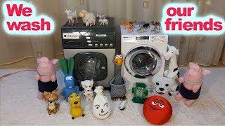  We wash our friends by HAPPY PIGS (toy washing machines modified)