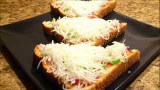 Bread Pizza Recipe | Quick bread pizza recipe by Sanam's Kitchen