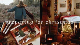 Preparing for Christmas ️a cozy vlog decorating the cabin, frosty winter walks & christmas crafts