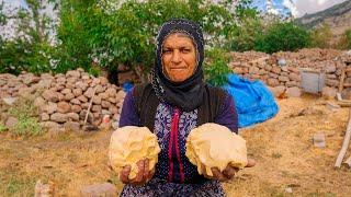 Traditional Butter Making in the Plateau - Natural Life in the Mountains