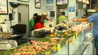 Fresh seafood the star at Pensacola seafood markets, restaurants