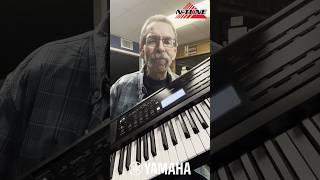 Yamaha PSR E383 Keyboard