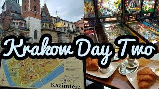 Krakow Vlog January 2018 Day Two | Kazimierz | Pinball Musuem| Wawel Castle | Kuchnia u Dority