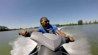 Jet ski racing fun Yamaha fx ho vs. Yamaha vx vs. Honda aquatrax f12